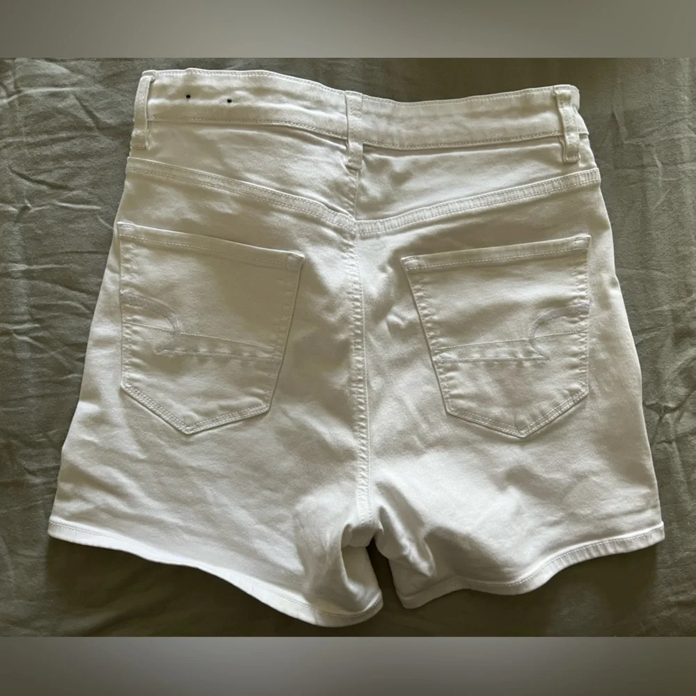 American eagle white shorts - Picture 3 of 5
